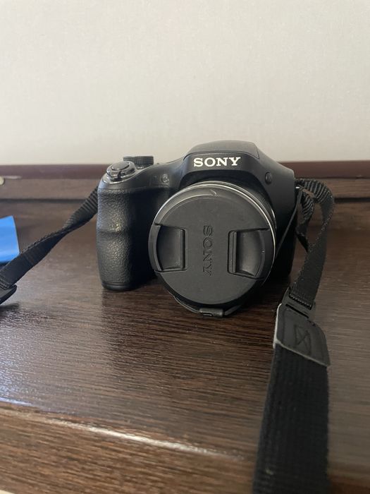 Фотоапарат Sony 20.1 mega pixels
