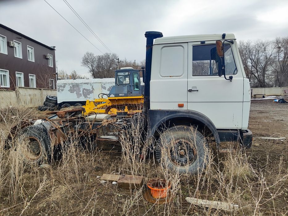 Продам седельный тягач МАЗ 54329,2001г!