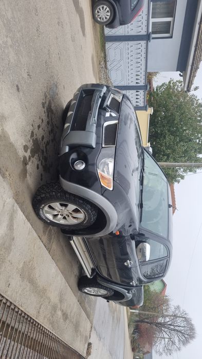 Dezmembrez Mitsubishi l200 2.5 diesel   din 2006 pana in anul 2014