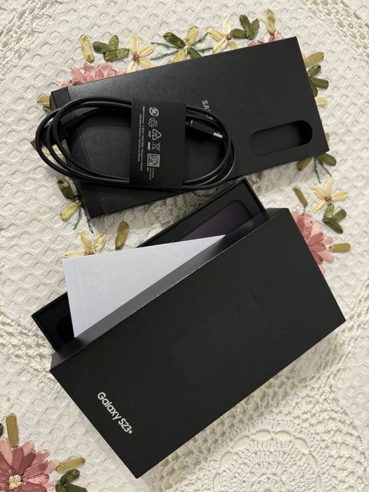 Коробки от S9 S21+ и S22+