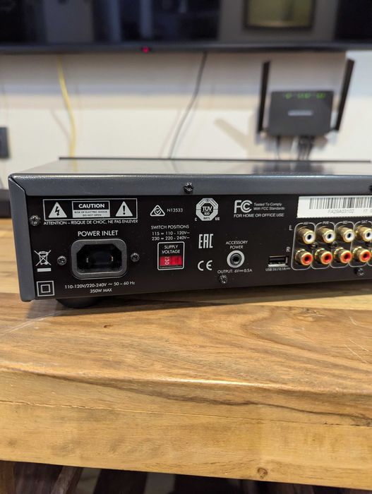 Усилвател Arcam FMJ A29, отлично състояние