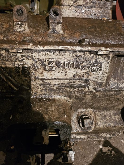 Продам коробку на зил 130