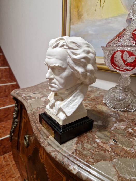 Уникален антикварен немски порцеланов бюст на Бетовен- Goebel