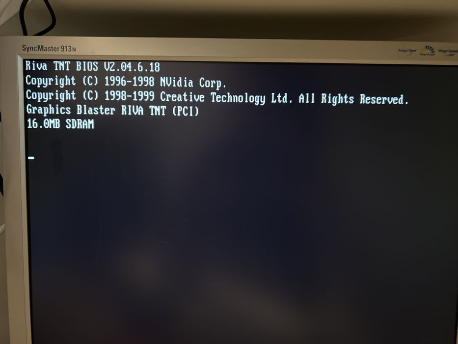 Placa videoP CT6700 Creative Grafic Blaster RIVA TNT PCI 16 mb defecta