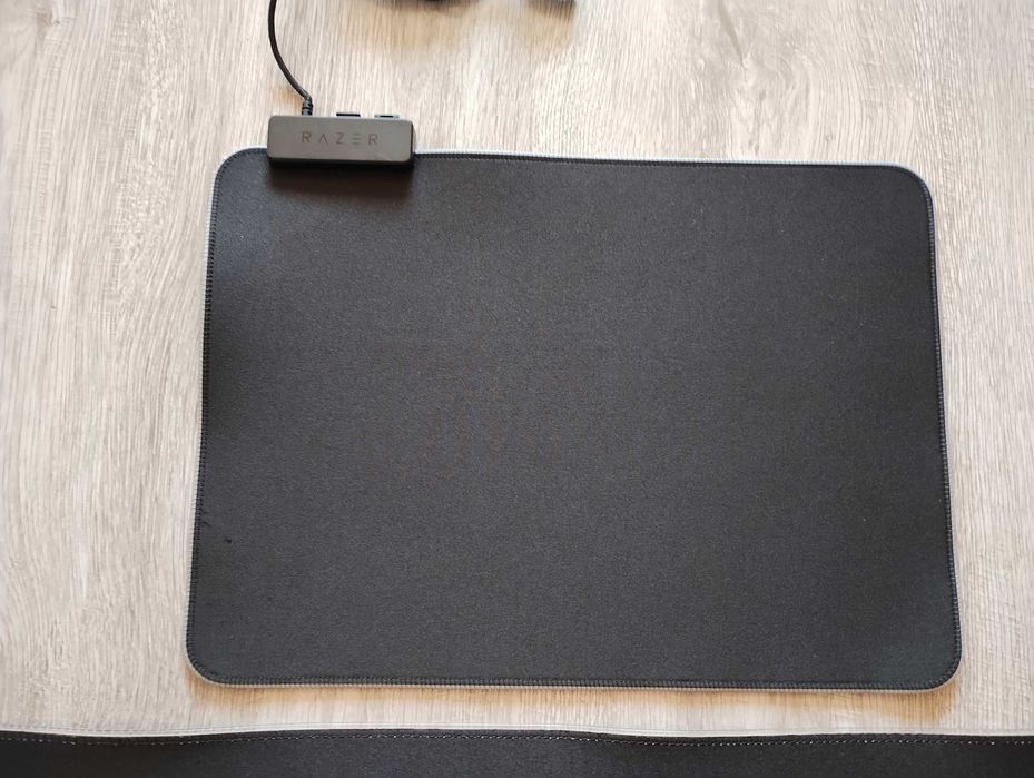 2 броя Gaming Mouse Mat Razer и Trust