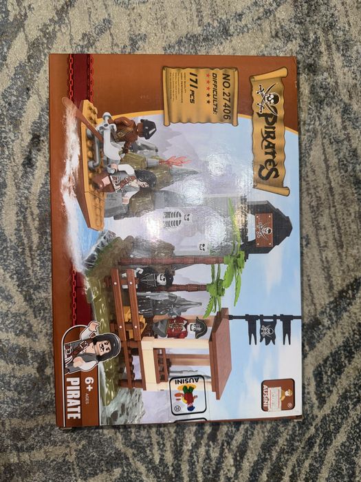 Коструктор лего