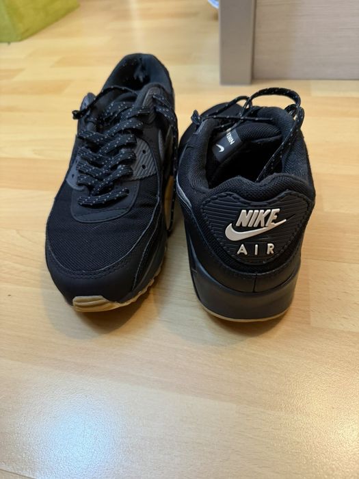 Маратонки найк номер 42