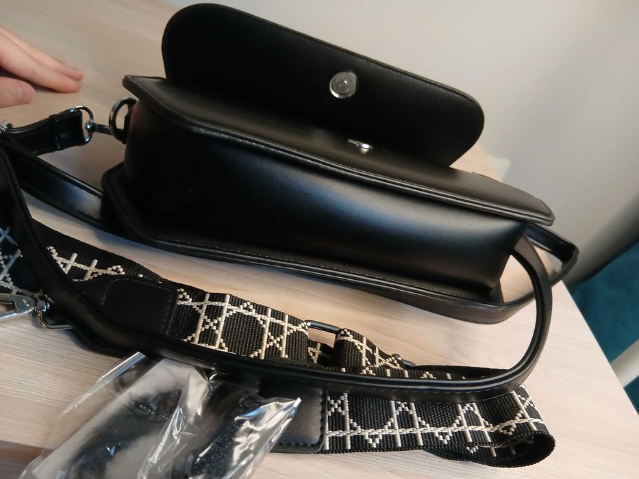 Продам сумку kella