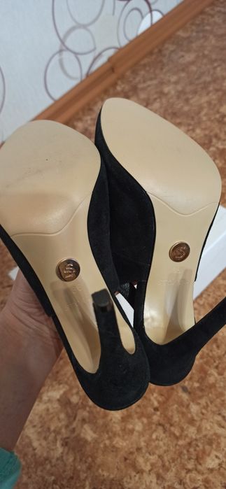 Шикарные новые босоножки!