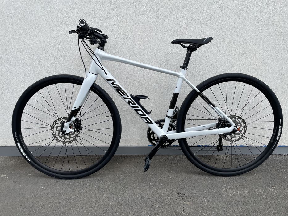 Bicicleta Merida Speeder 300 an 2025 Noua