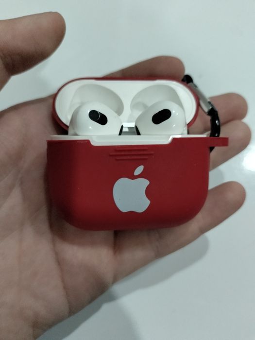 Airpods очень качественный чехол подарок