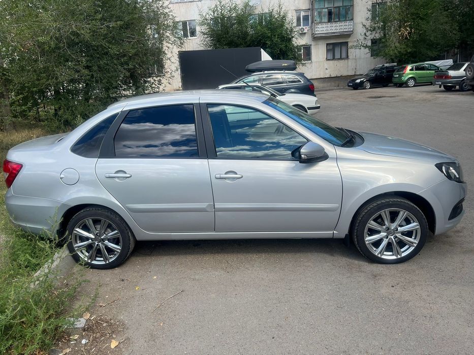 Автомобиль Лада гранта