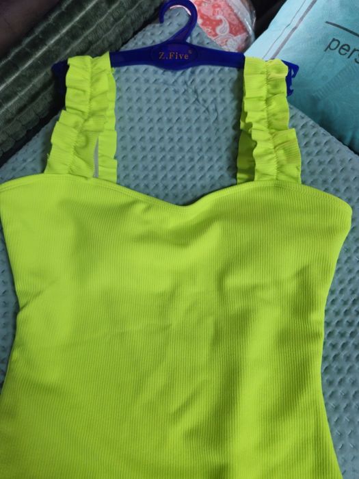 Продам  купальник