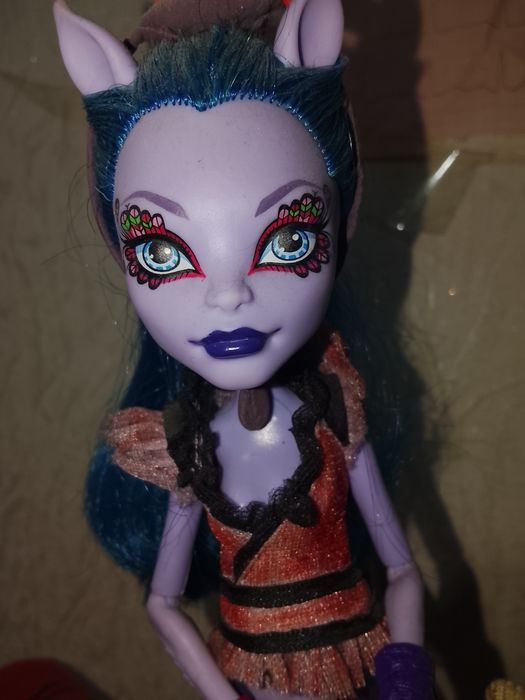 Кукла монстер хай, авеа
