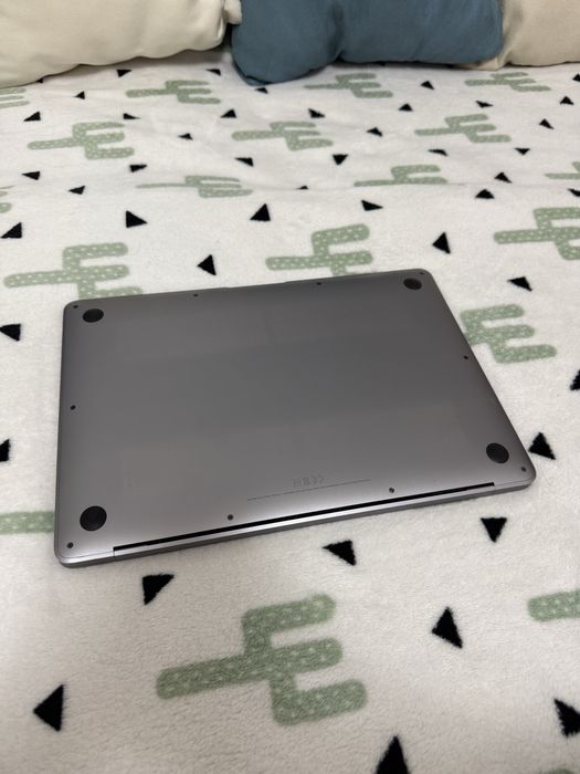 Macbook Air 13, 2019, американский