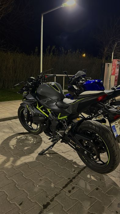 - Kawasaki Z125 - 2023 -