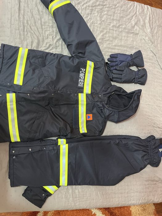 Costum izoterm Pompieri