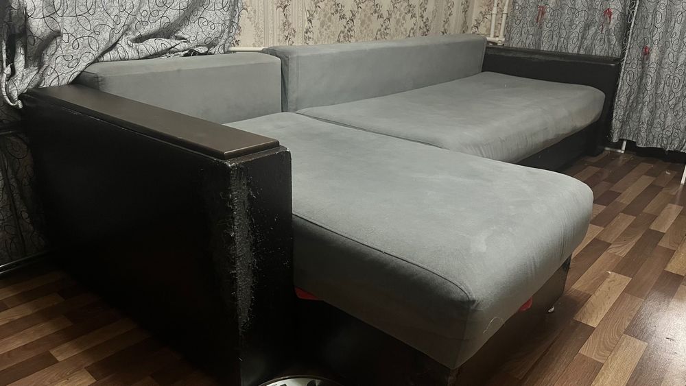 Продам диван б/у
