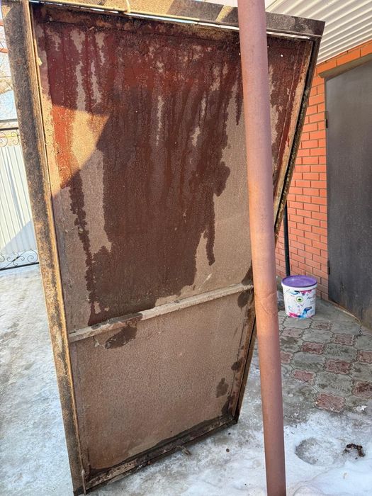 Дверь металлическая