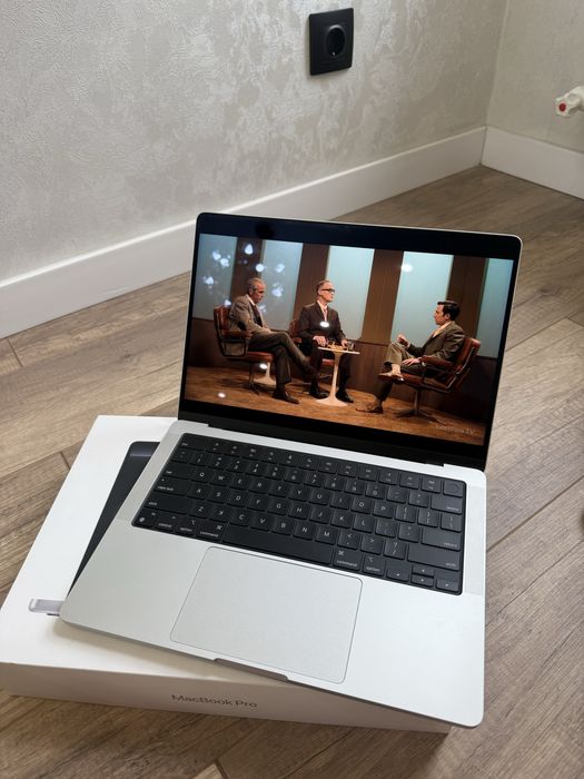 MacBook Pro 14 M4 512гб