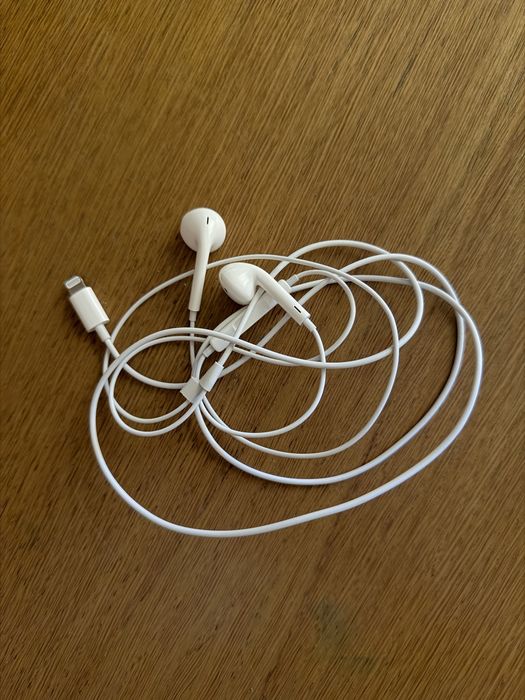 Earpods оригинальные
