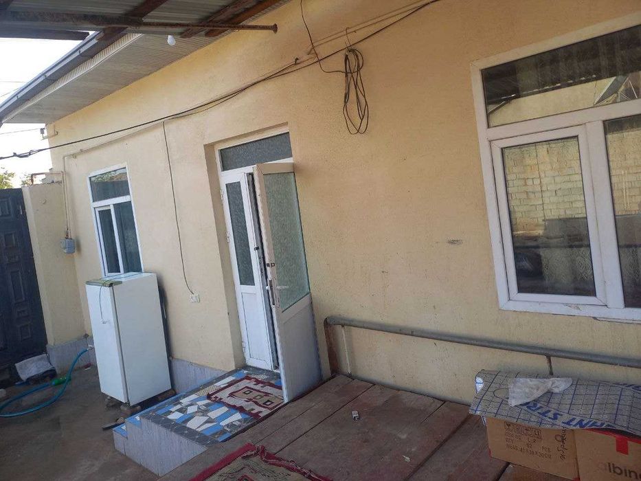 Uchaska sotiladi Yashnabod tumani Muxtor Ashrafiy Gijduvon ko'chasi.