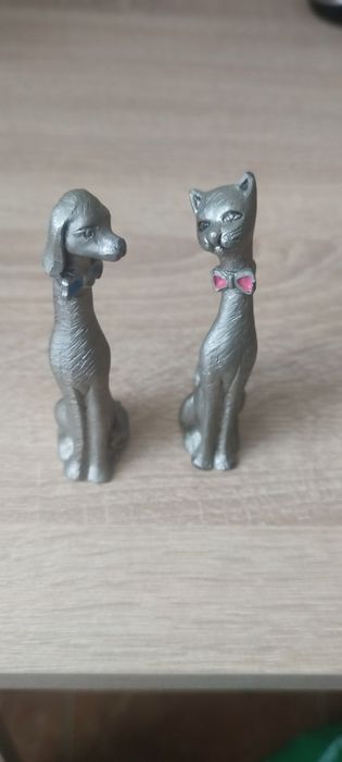 Statuete bibelou catel si pisica peltro hand made Italy