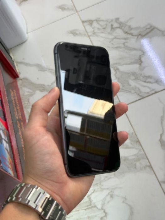 iPhone 11/64gb black