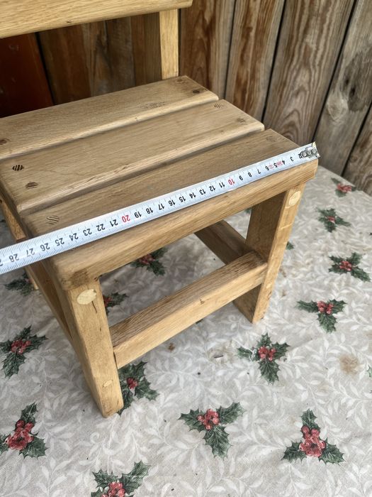 Дървена кошница за бира и малко столче