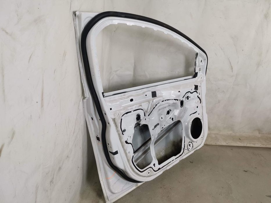 Ляв преден капак / Lqv preden kapak Ford Focus 3 [ - ], Focus 3 [фейсл