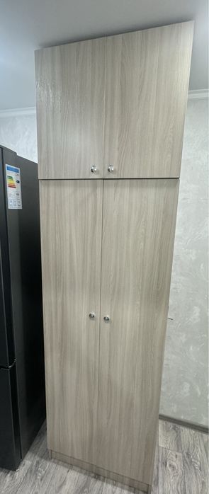 Шкаф для одежды и прочего..