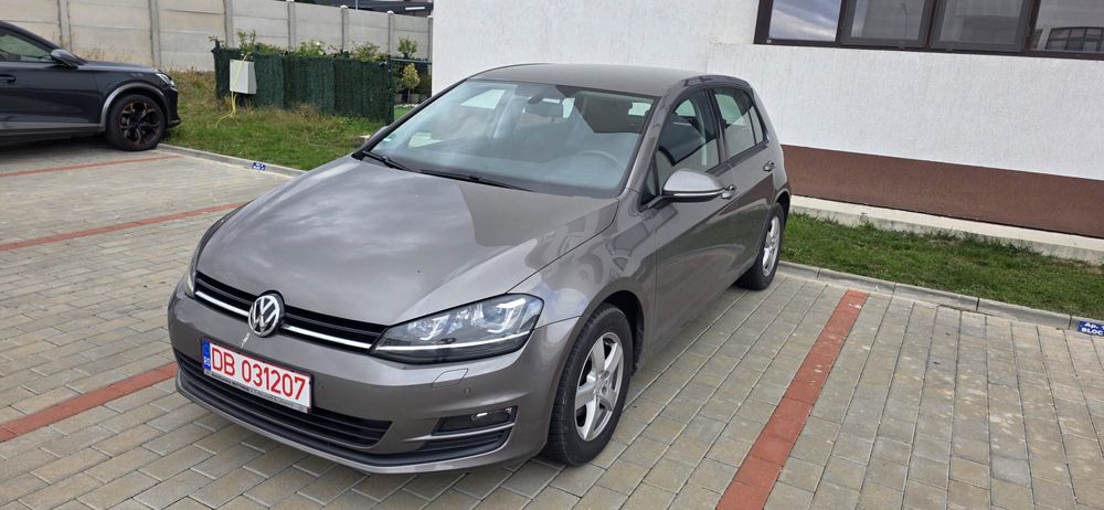 Vand golf 7 din 2016 1200 benzina euro 6