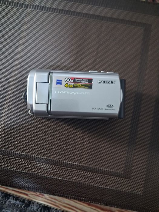 Vand camera de filmat sony