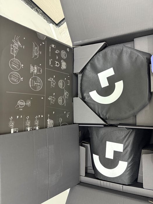 Logitech PRO Racing Wheel + PRO Racing Pedals DD11