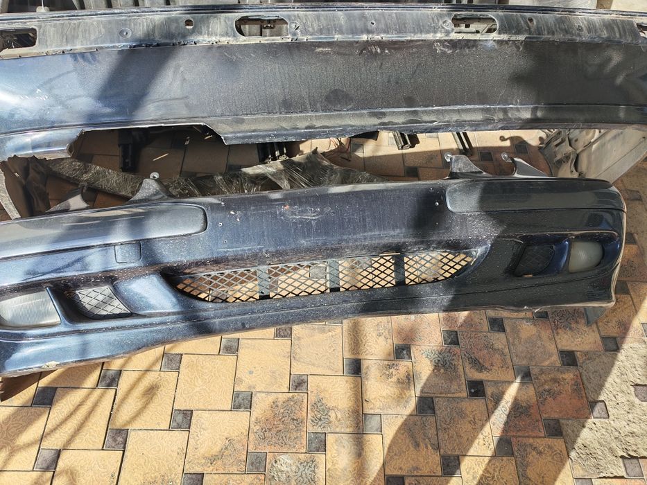 Бу оригинал рестайлинг бампера пароги w210 и кузовные в наличии