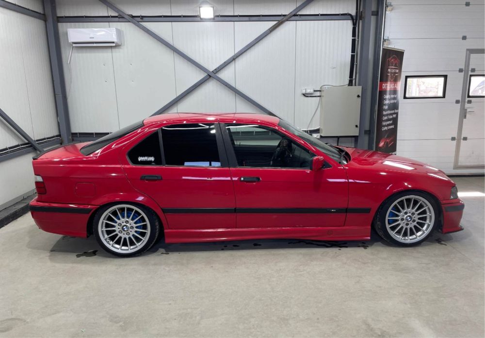 Bmw e36 sedan 1993 1.6i