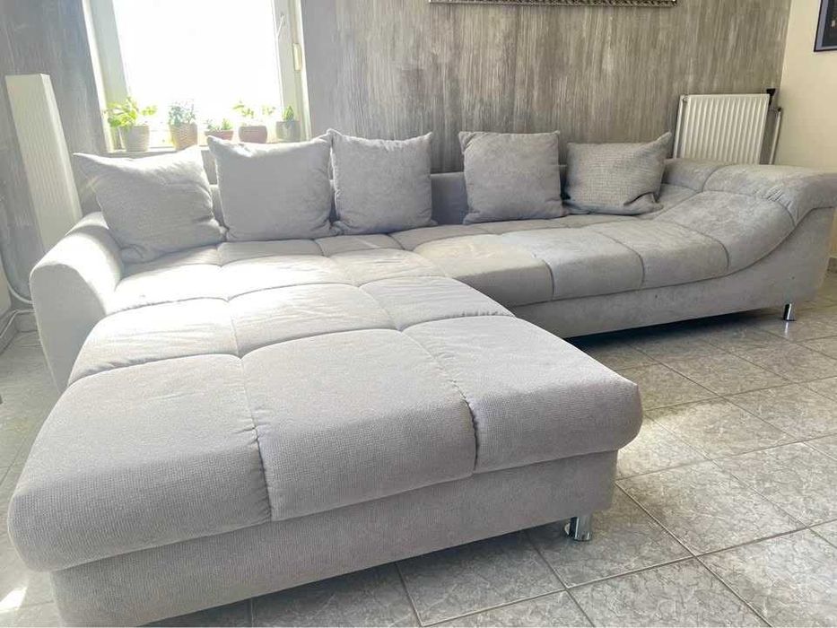 Голям ъглов диван, готов за взимане
