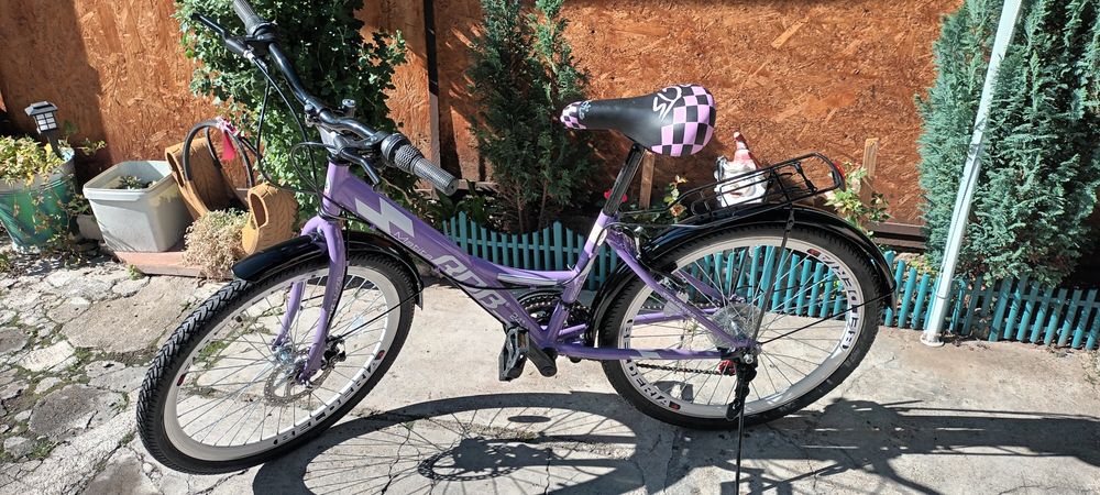 Vând  bicicleta RDB 24" noua
