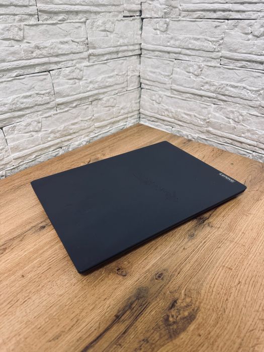 Lenovo AMD Athlon Gold 3150U