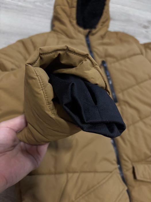 Куртка демисезонная.