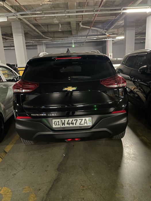 Tracker Premier sotiladi