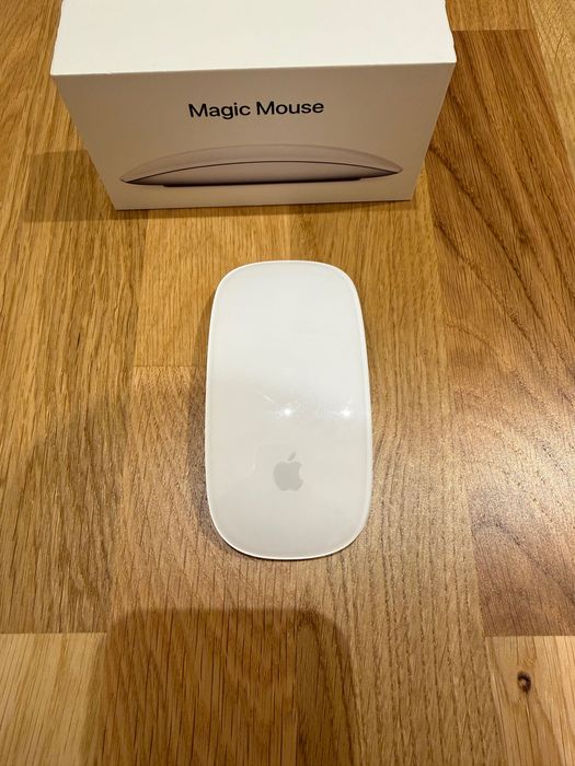 Apple Magic Keyboard A2450 и Magic Mouse A1657 – отлично състояние