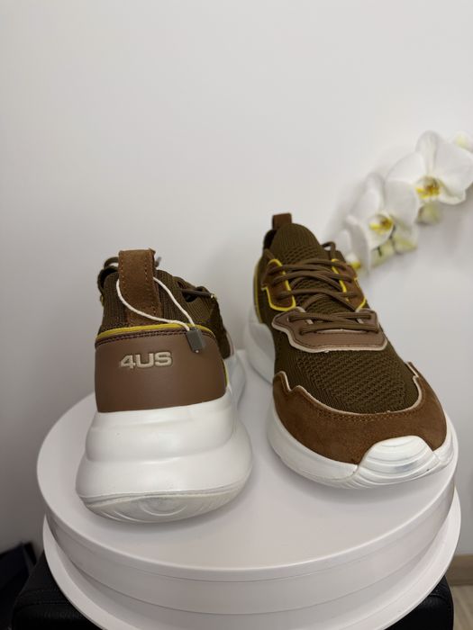 Cesare Paciotti – Sneakers Bărbați Maro