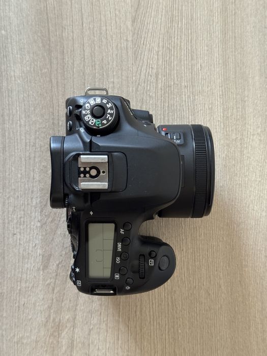 Фотоаппарат Canon 80D , 50mm STM