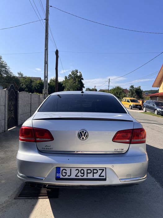 VOLKSWAGEN Passat B7 2013, 2.0 Diesel 144CP, automat DSG
