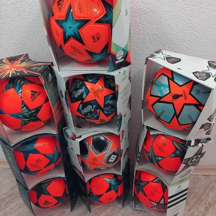 Колекция футболни топки ADIDAS CHAMPIONS LEAGUE