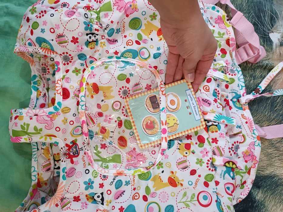 Седалка за бебе за количка в магазин