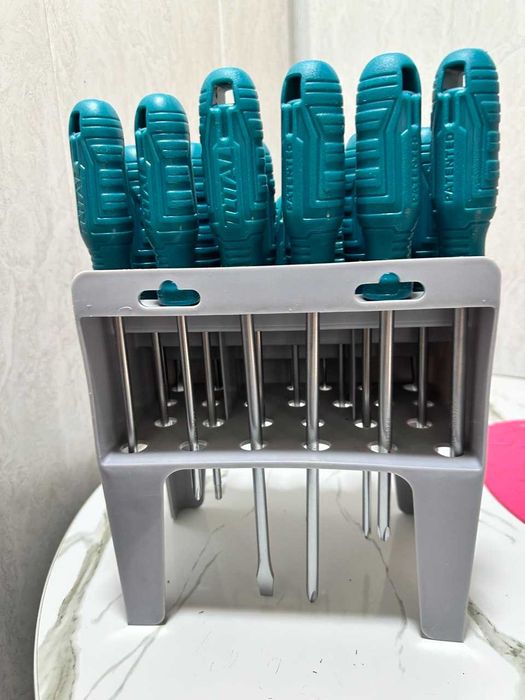 Набор отверток TOTAL THT250626