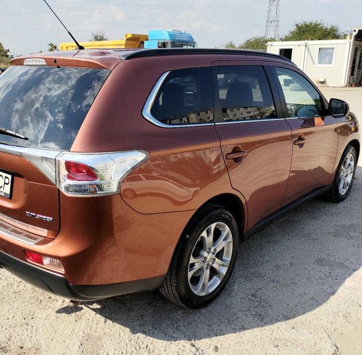MITSUBISHI Outlander 2013 — imagine 5
