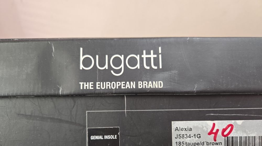 Кожени дамски боти Bugatti